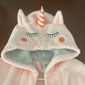 Tucker & Tate pink hooded girl’s robe Size 10-12